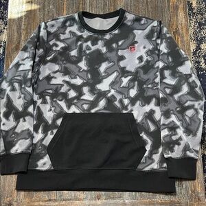 Stylish Black and Gray Crewneck - Reversible